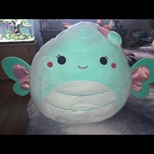 16 Reina Butterfly Squishmallow